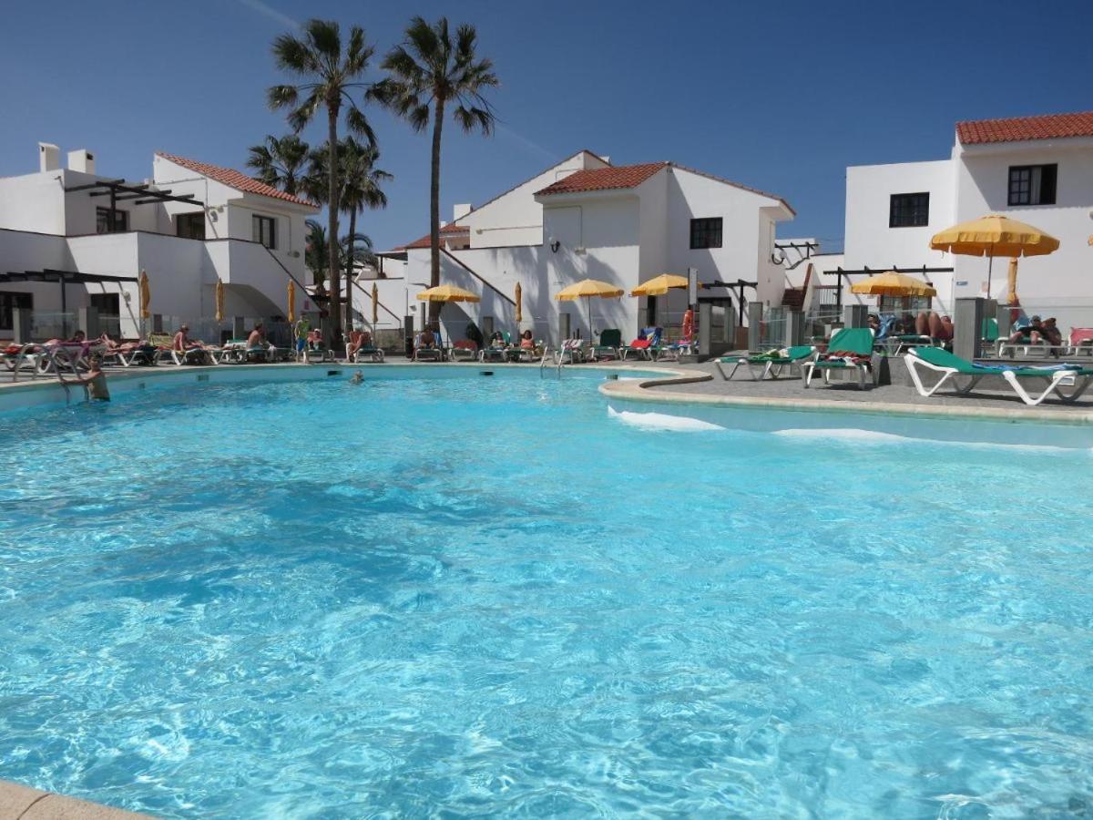 Lovely Newly Refurbished 1 Bedroom Flat Minutes From Sandy Beach,Private Terrace كاليتا ذي فوستي المظهر الخارجي الصورة